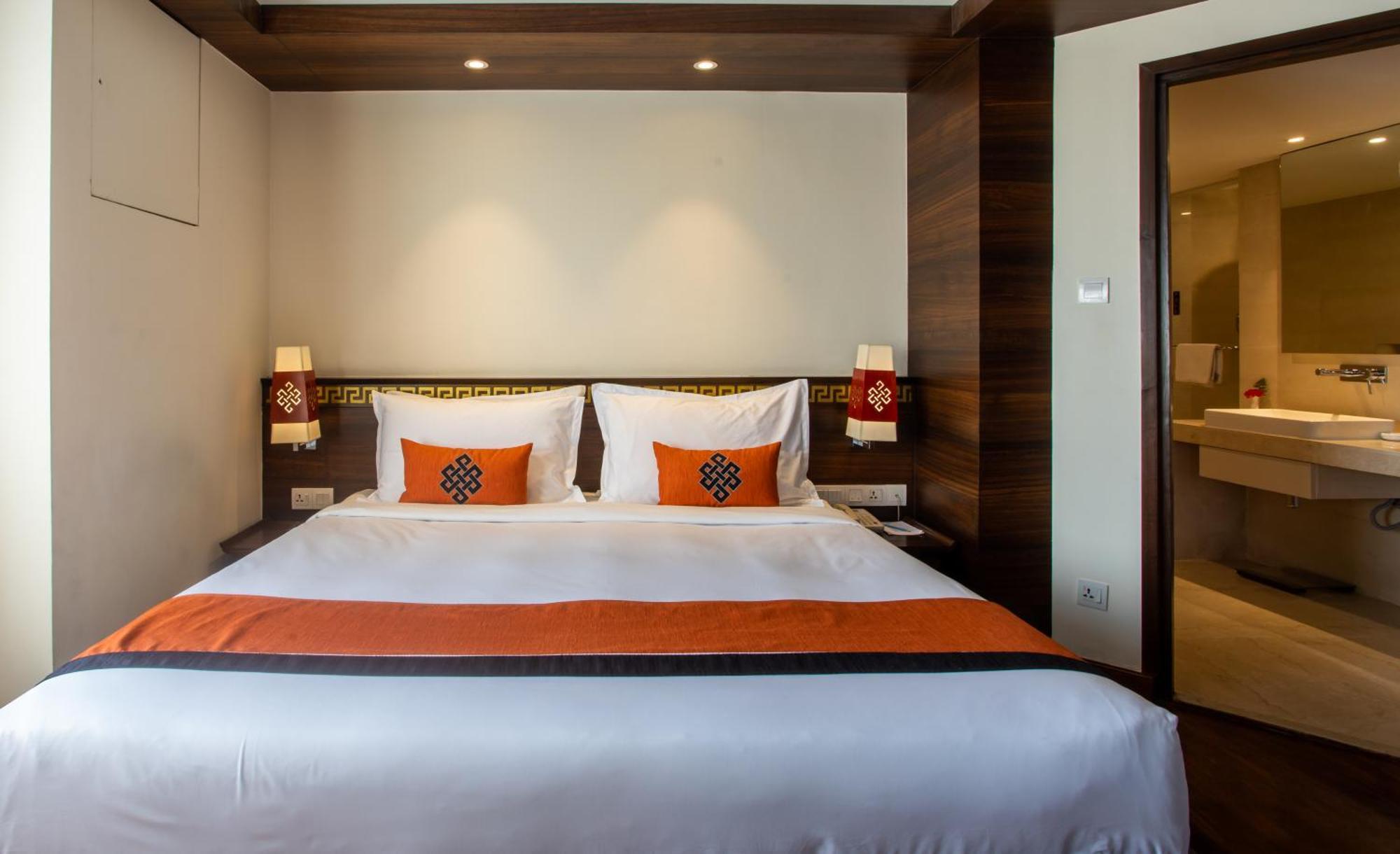 Ramada By Wyndham Kathmandu Dhumbarahi Hotel Exterior photo